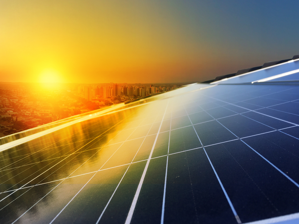 Solar Panel Off grid Shutterstock