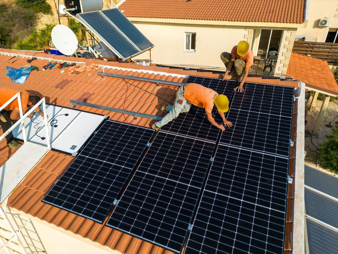 Components of Grid Connected PV System: An Introductory Guide